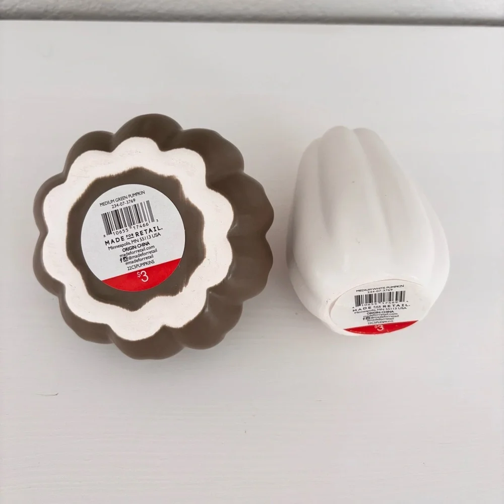 TARGET (3) Mini Pumpkins NWT